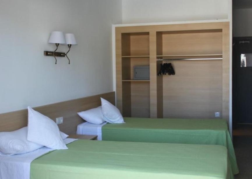 יורט דה מאר Hotel Armonia מראה חיצוני תמונה